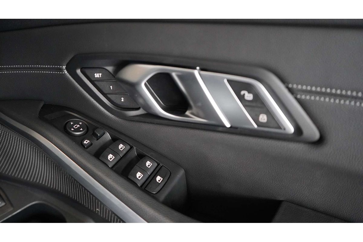 2019 BMW 3 Series 330i M Sport G20