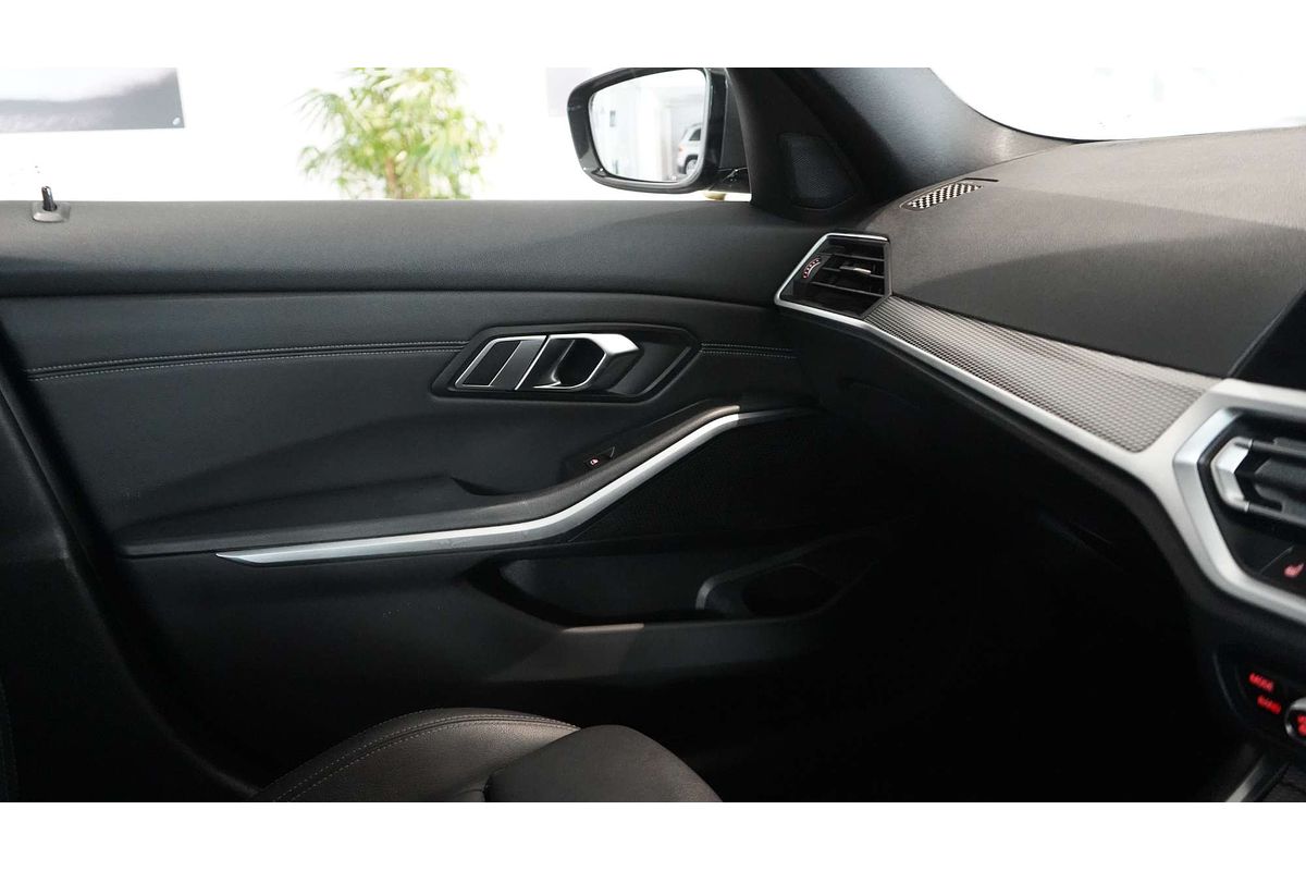 2019 BMW 3 Series 330i M Sport G20