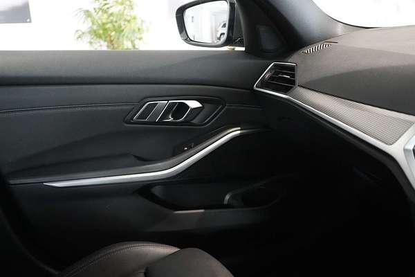 2019 BMW 3 Series 330i M Sport G20