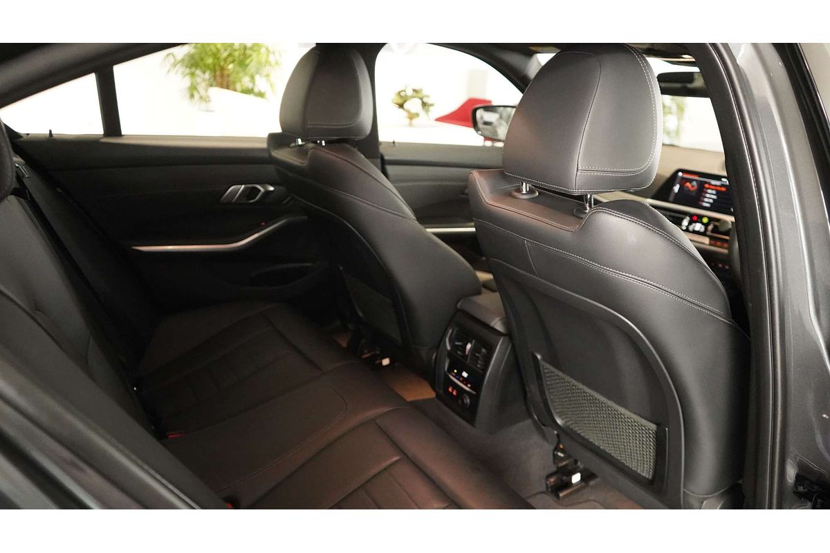 2019 BMW 3 Series 330i M Sport G20