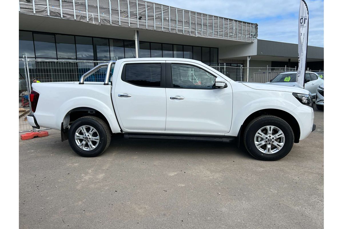 2025 Nissan Navara ST D23 4X4