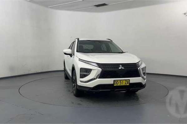 2022 Mitsubishi Eclipse Cross LS YB