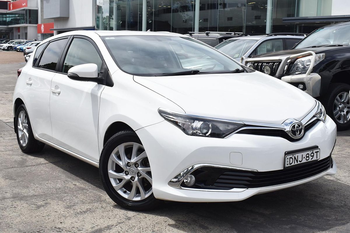 2017 Toyota Corolla Ascent Sport ZRE182R