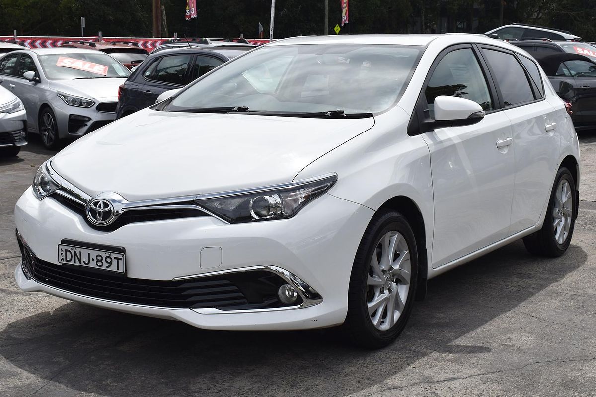 2017 Toyota Corolla Ascent Sport ZRE182R