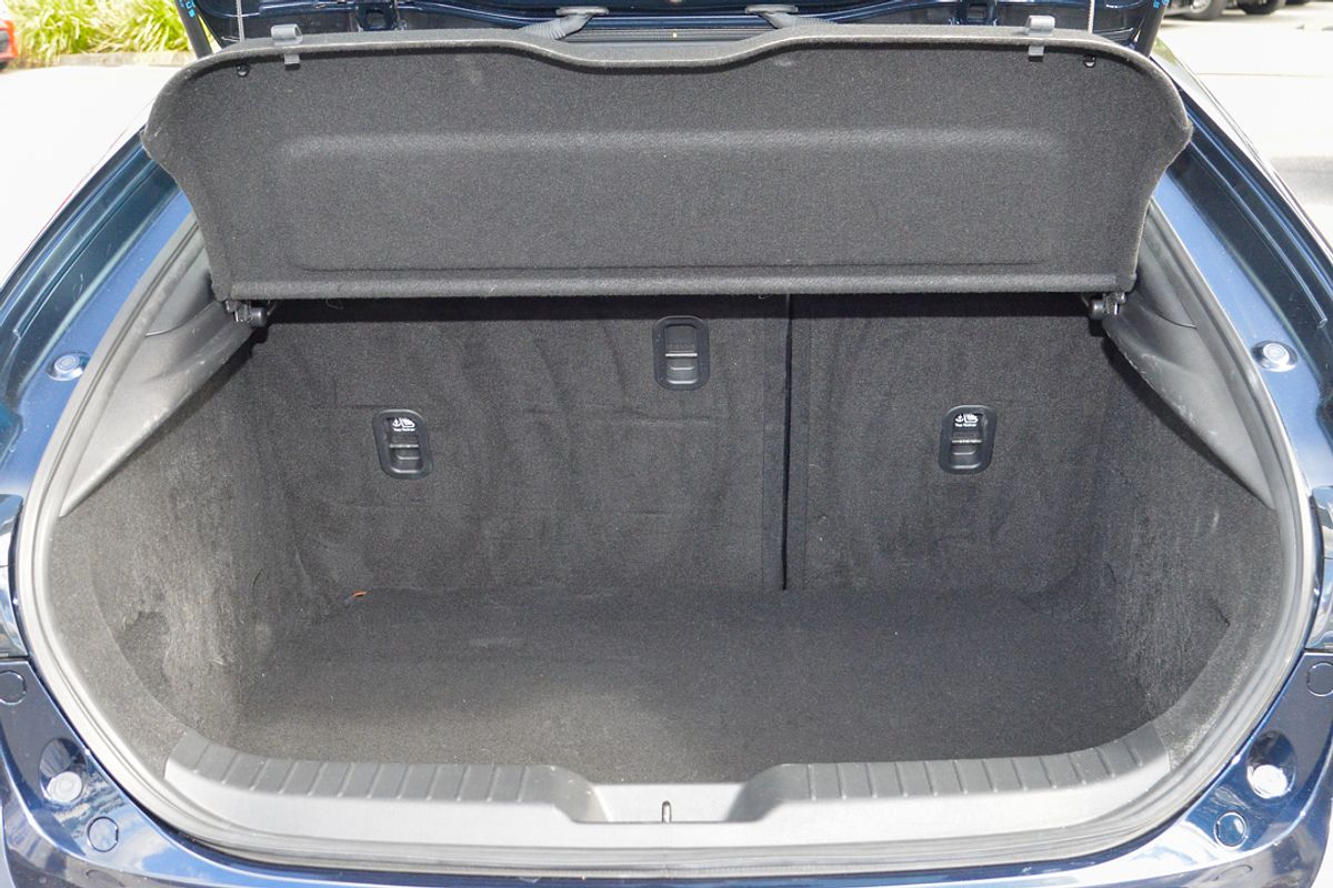 2021 Mazda 3 G25 Evolve BP Series