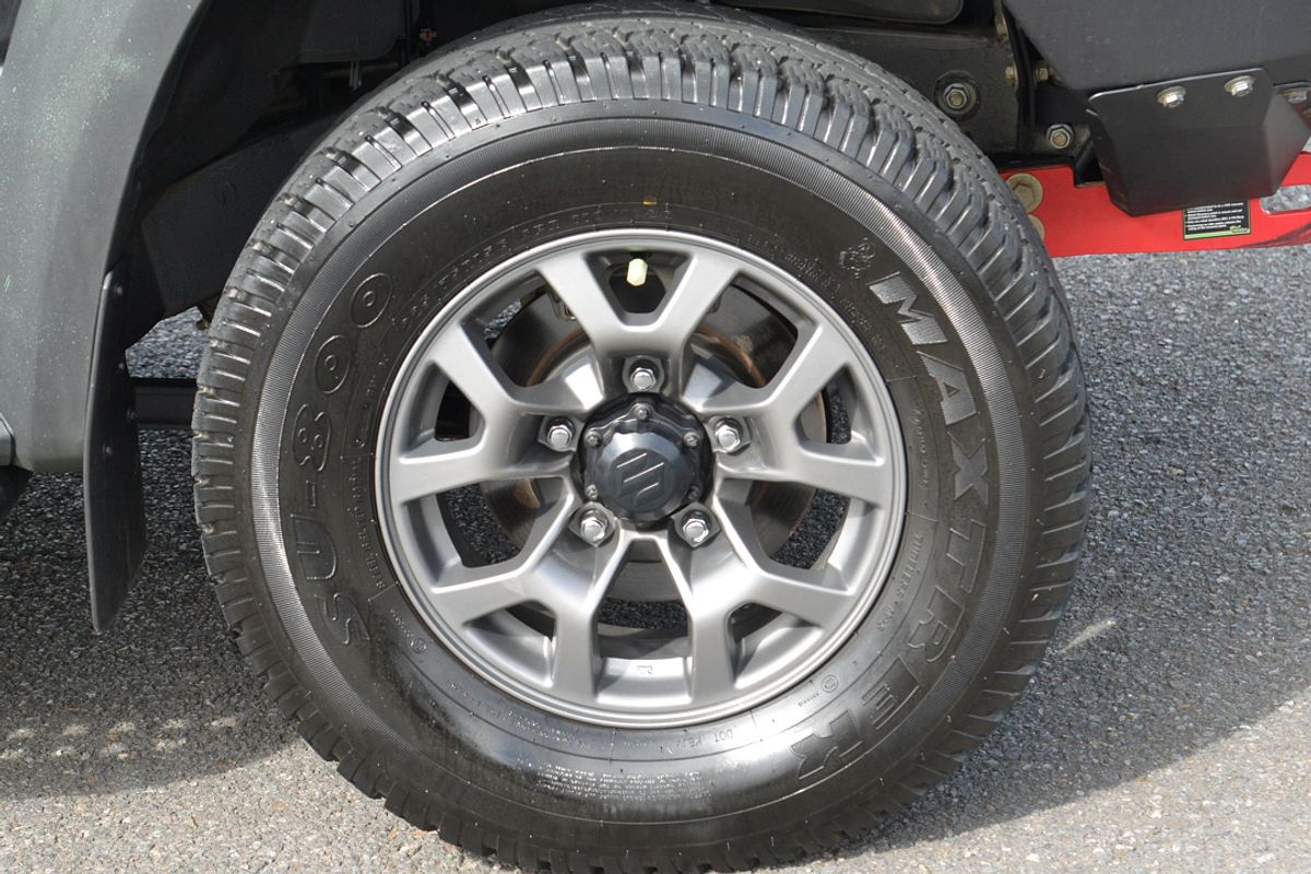 2023 Suzuki Jimny GLX GJ