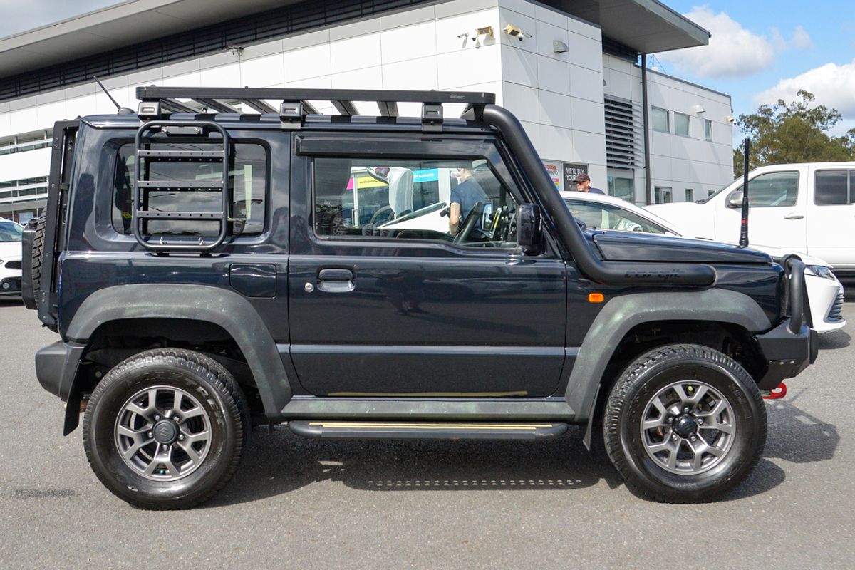 2023 Suzuki Jimny GLX GJ