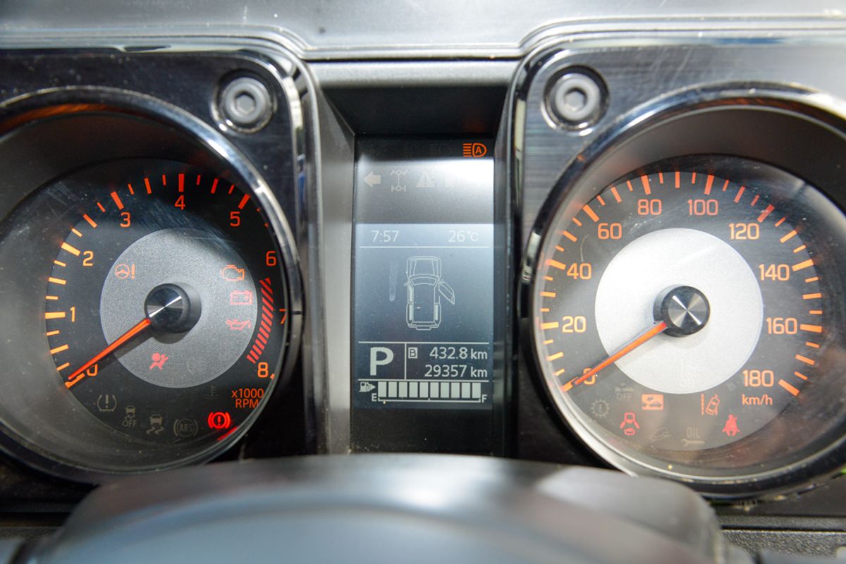 2023 Suzuki Jimny GLX GJ