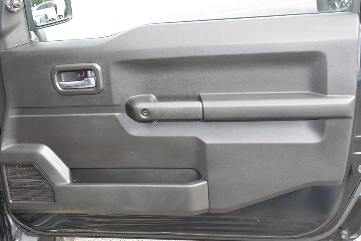 2023 Suzuki Jimny GLX GJ