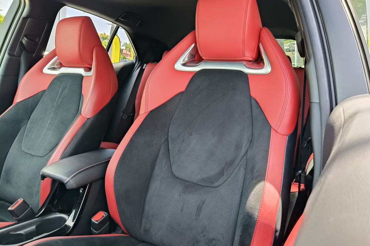 2020 Toyota Corolla ZR MZEA12R