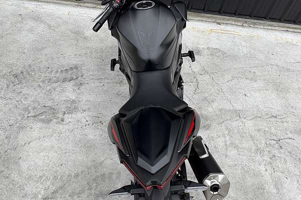 2025 Kawasaki Z500 SE