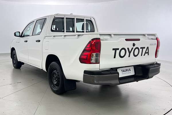 2023 Toyota Hilux Workmate TGN121R Rear Wheel Drive thumb-2