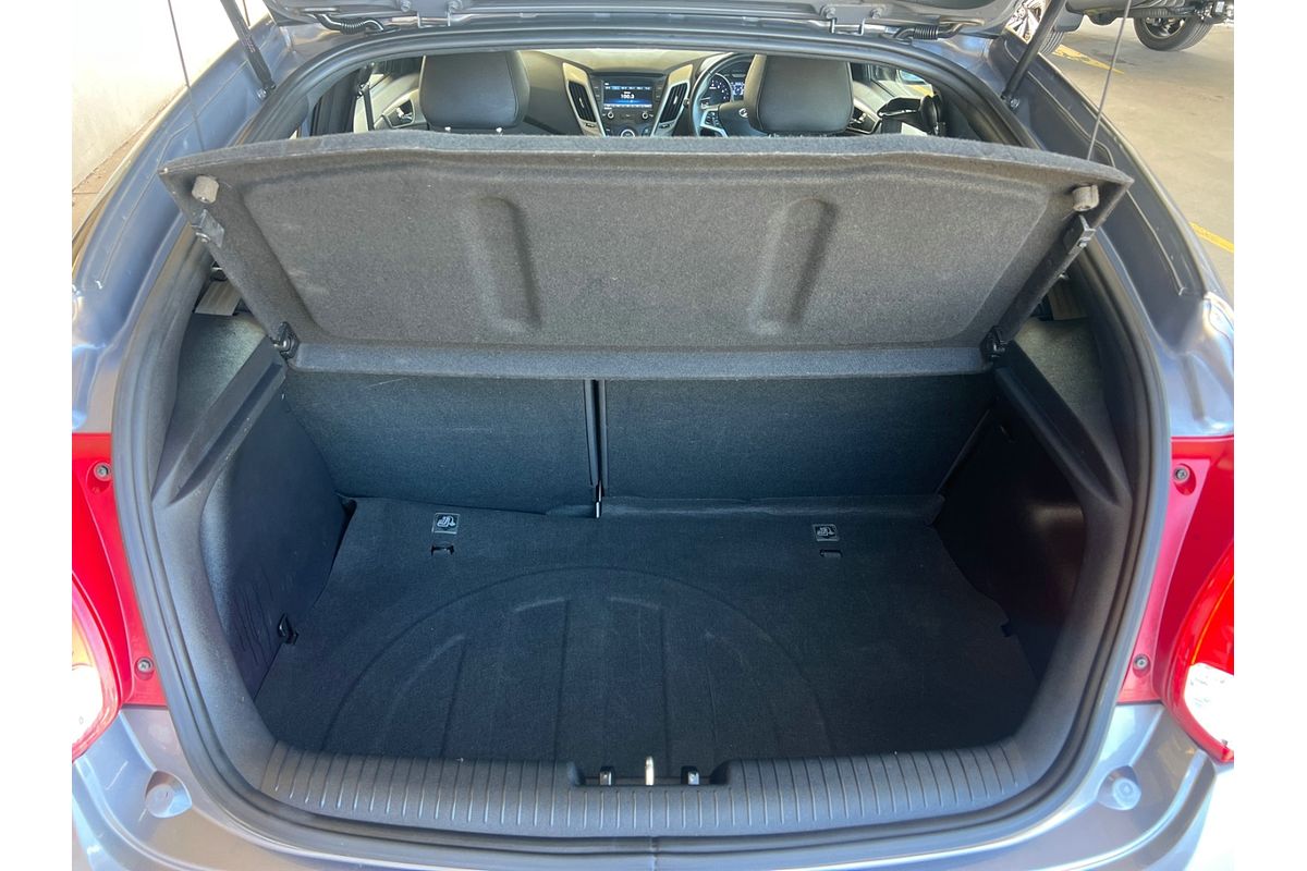 2016 Hyundai Veloster FS5 Series II