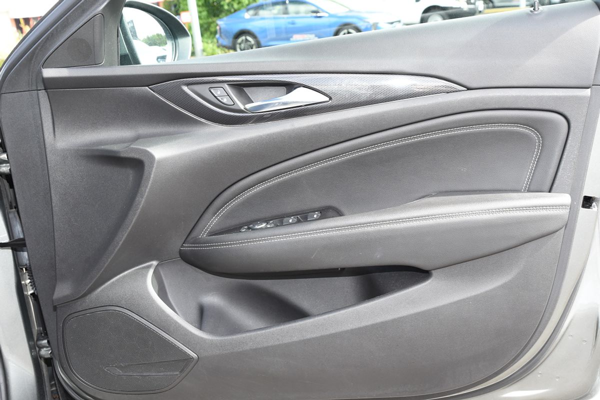 2018 Holden Commodore RS ZB