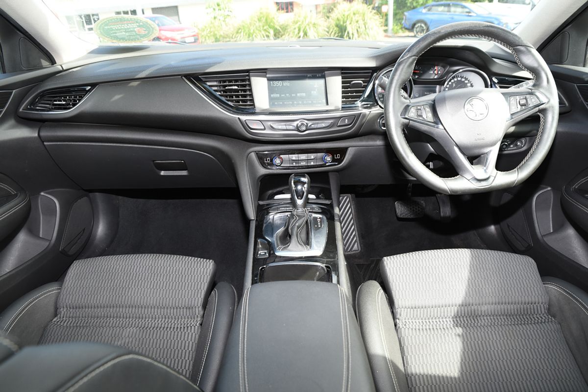 2018 Holden Commodore RS ZB