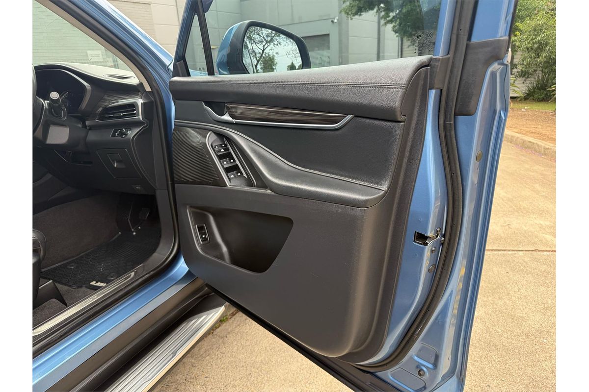 2021 LDV D90 Executive SV9A