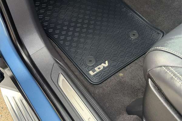 2021 LDV D90 Executive SV9A