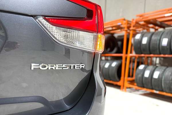 2023 Subaru Forester 2.5i S5