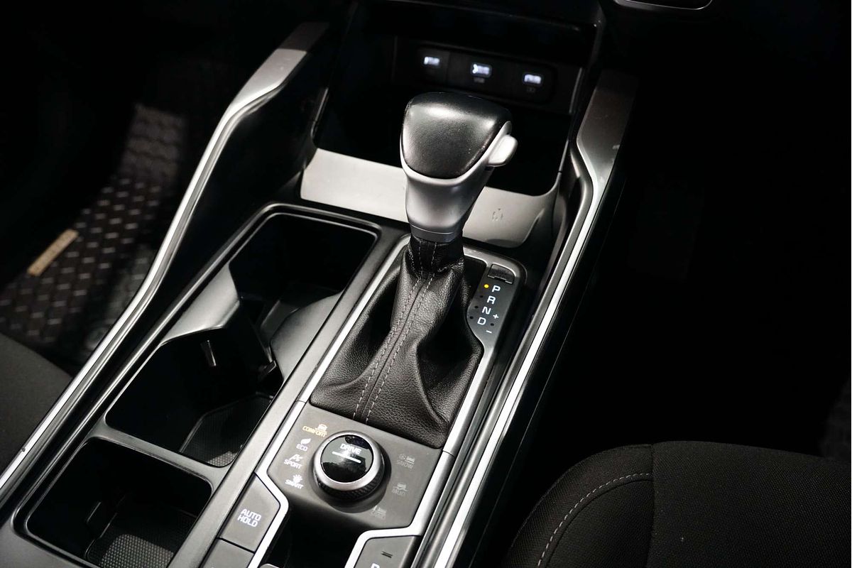 2022 Kia Sorento Sport MQ4