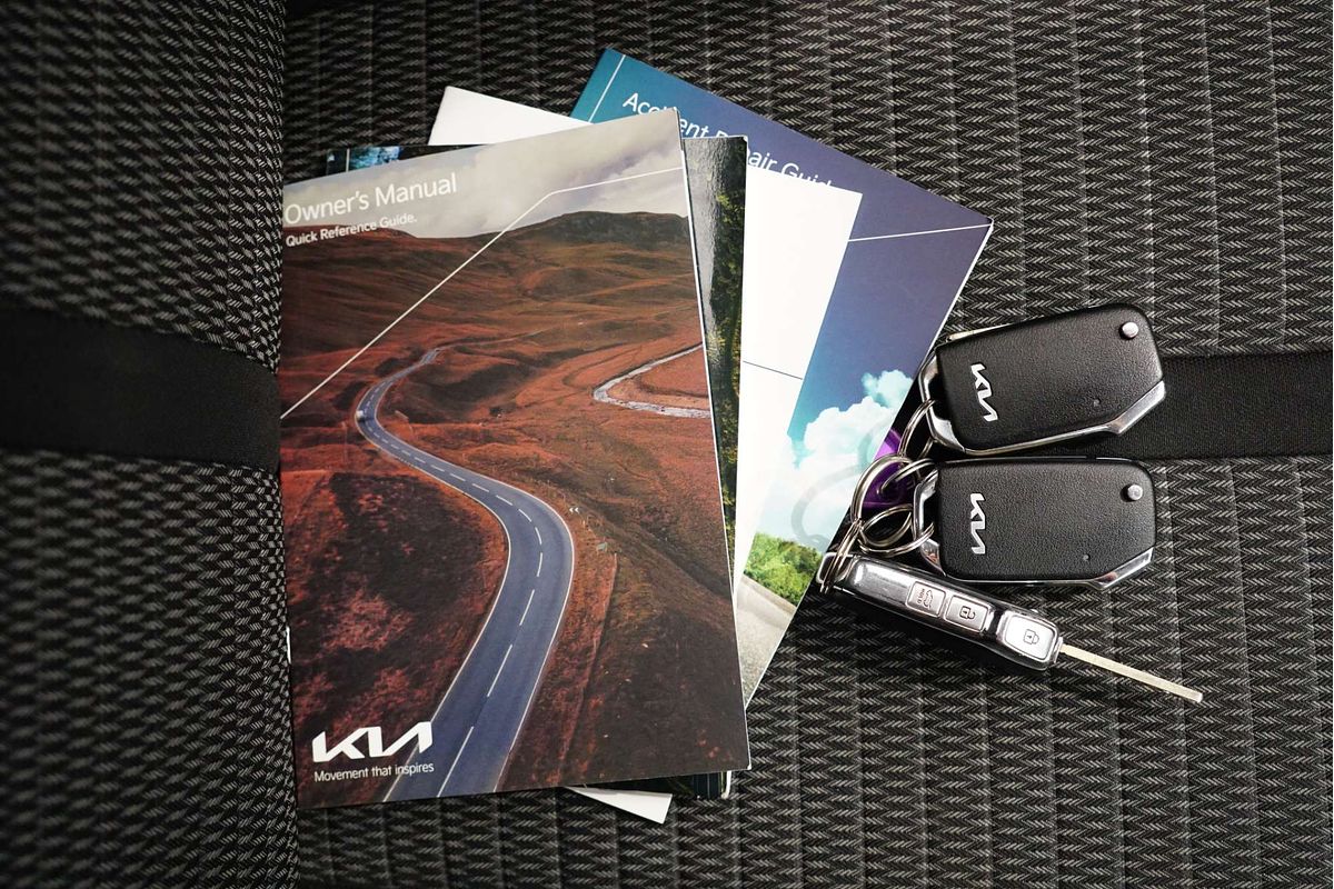 2022 Kia Sorento Sport MQ4