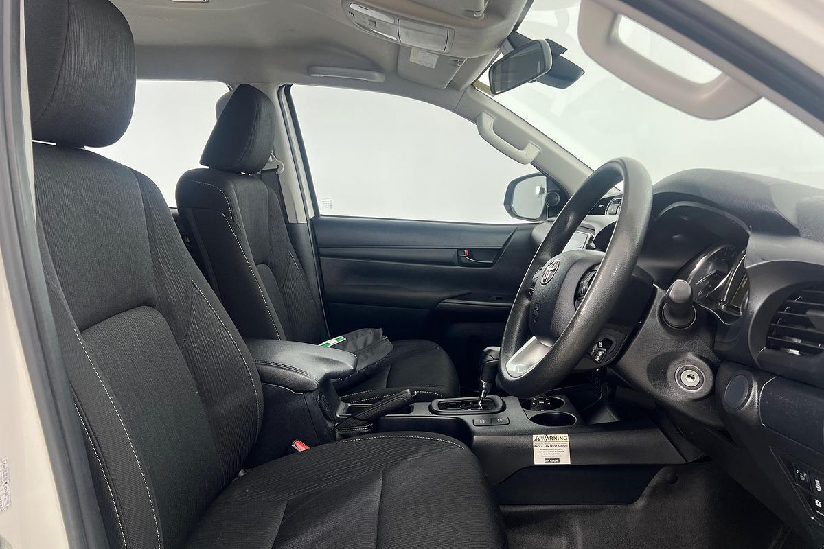 2021 Toyota Hilux SR GUN126R