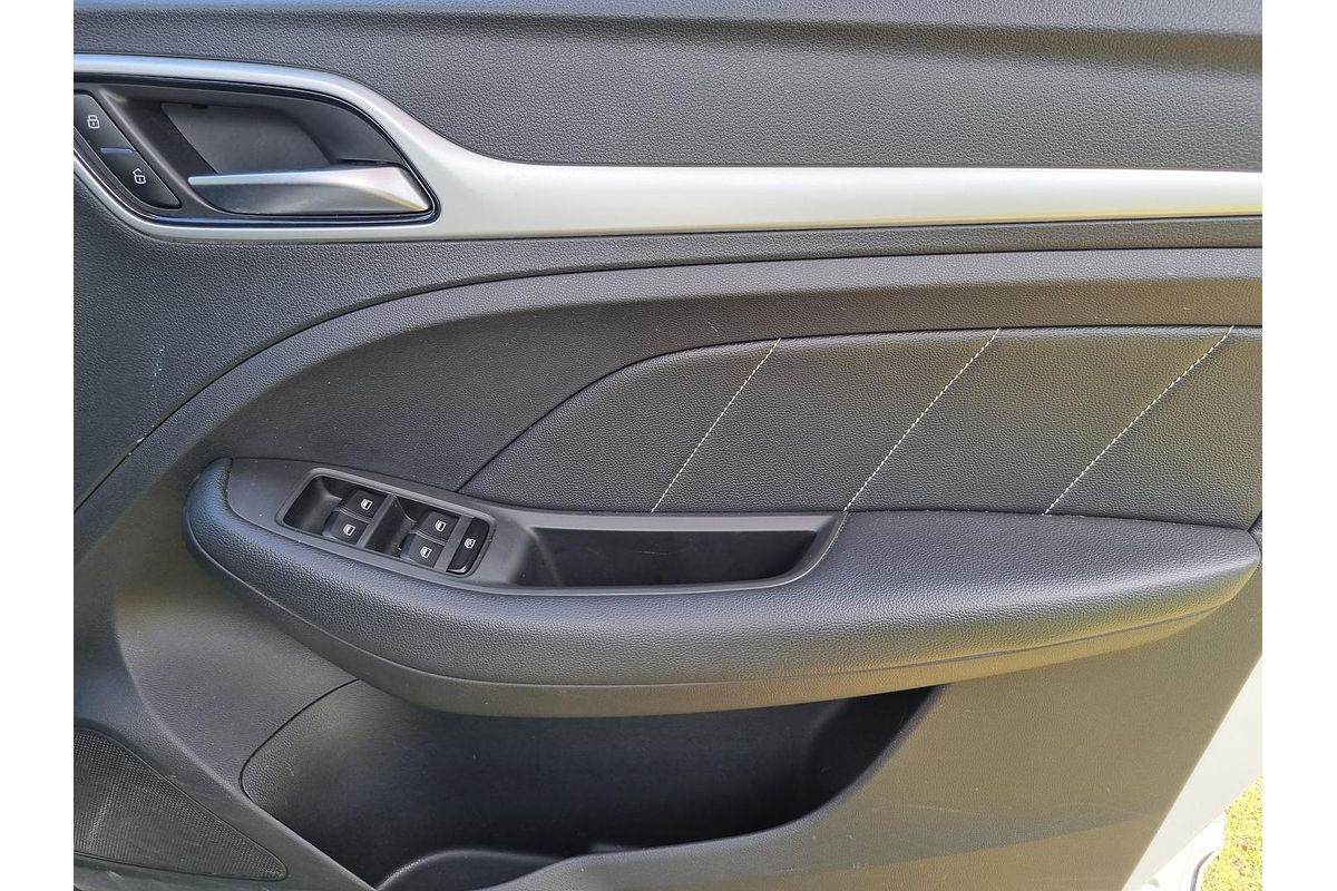 2022 MG ZS Excite AZS1