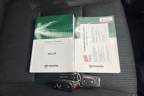 2021 Toyota Hilux SR GUN126R