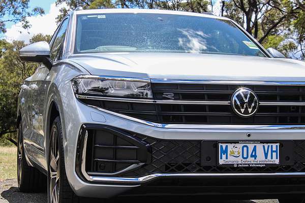 2025 Volkswagen Touareg 210TDI R-Line RC