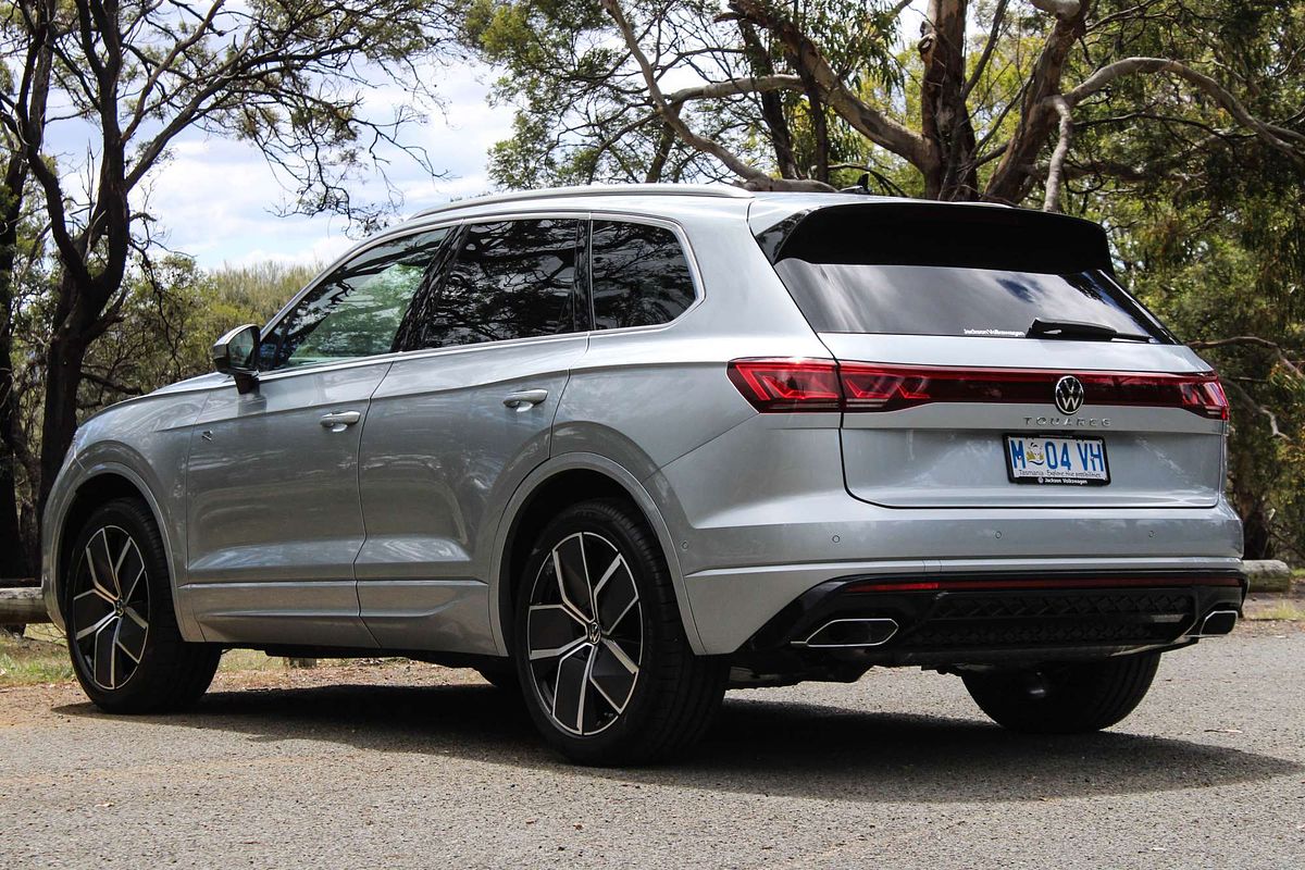 2025 Volkswagen Touareg 210TDI R-Line RC