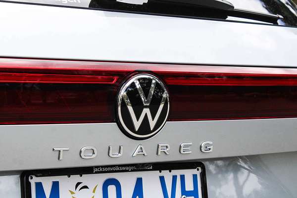 2025 Volkswagen Touareg 210TDI R-Line RC
