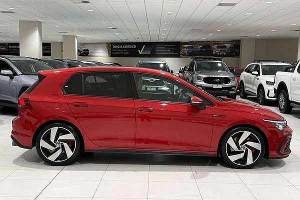 2022 Volkswagen Golf GTI 8