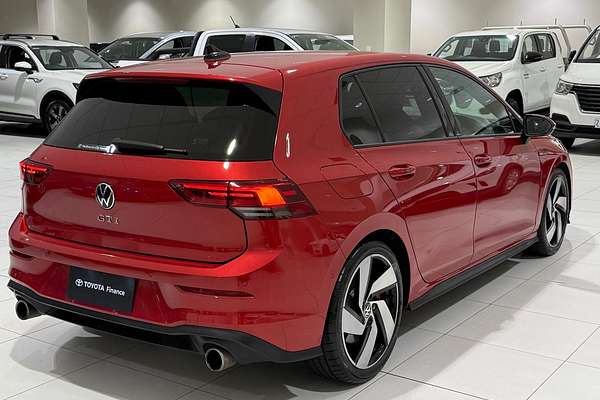 2022 Volkswagen Golf GTI 8