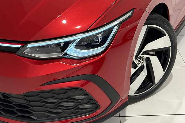 2022 Volkswagen Golf GTI 8