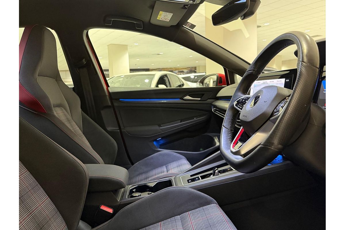 2022 Volkswagen Golf GTI 8