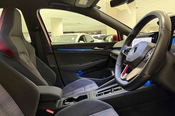 2022 Volkswagen Golf GTI 8