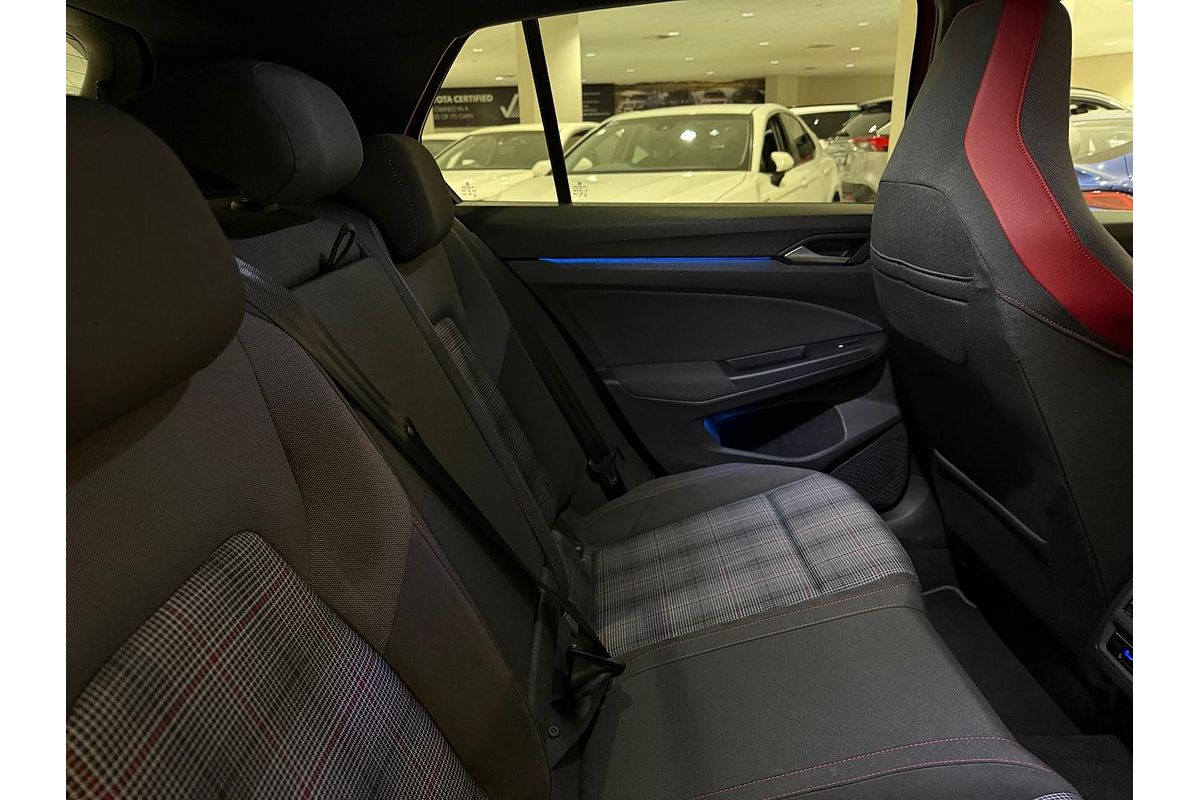 2022 Volkswagen Golf GTI 8