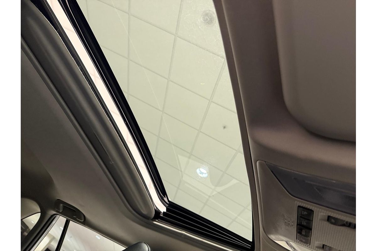 2022 Volkswagen Golf GTI 8