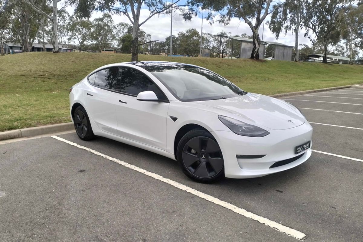 2022 Tesla Model 3 Long Range