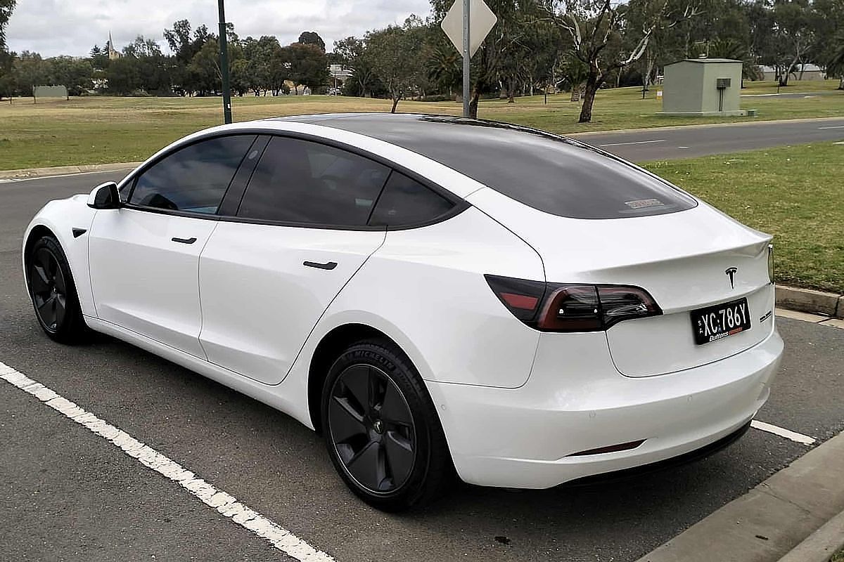 2022 Tesla Model 3 Long Range