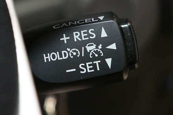 2025 Toyota Hilux SR GUN126R 4X4