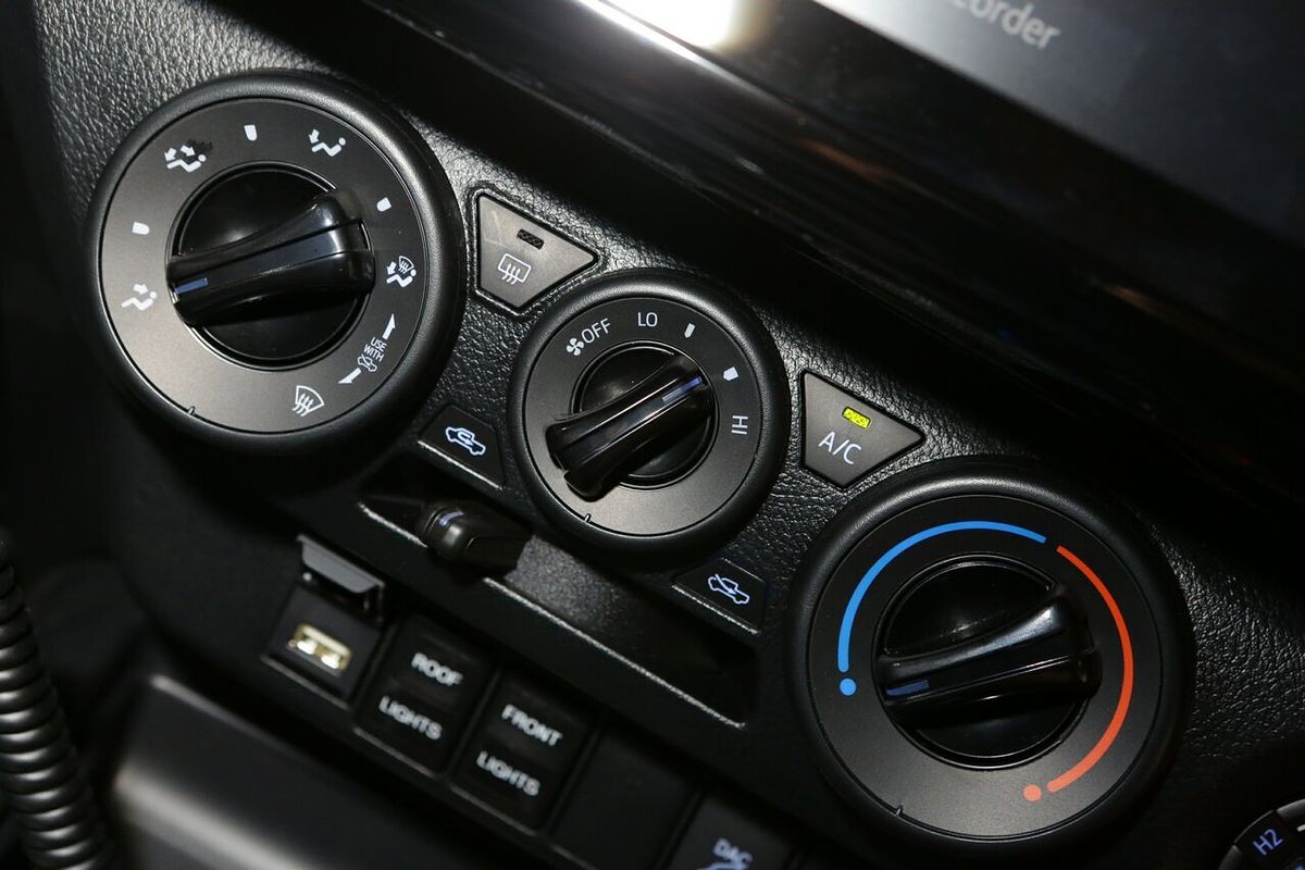 2025 Toyota Hilux SR GUN126R 4X4