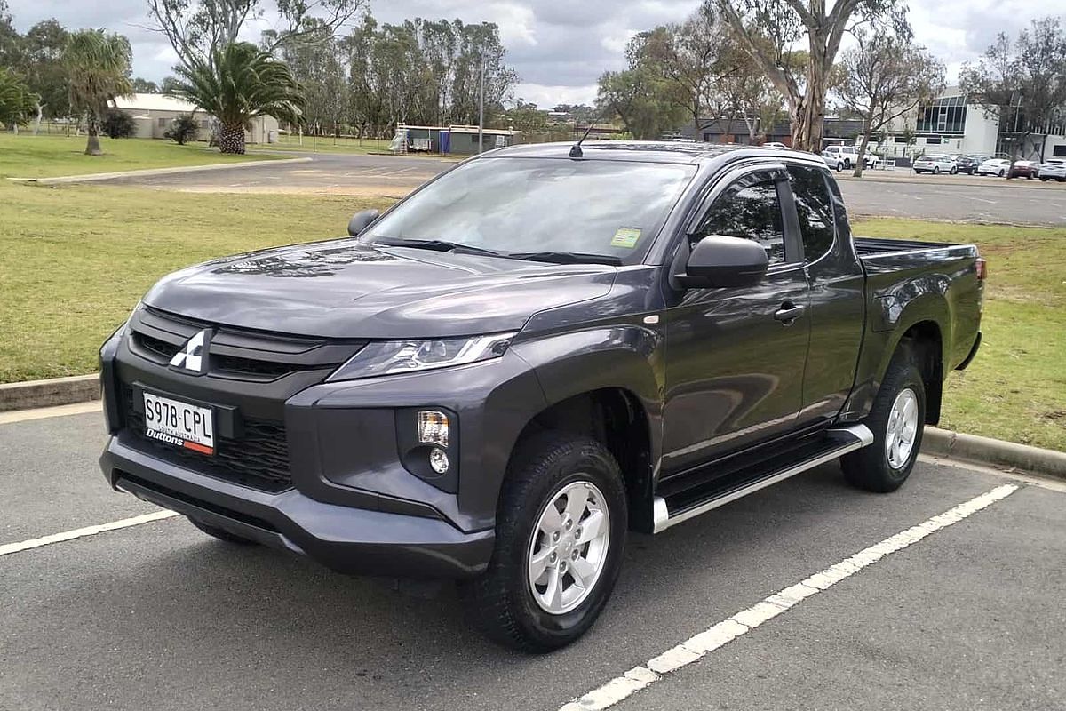 2022 Mitsubishi Triton GLX+ MR 4X4