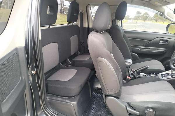 2022 Mitsubishi Triton GLX+ MR 4X4