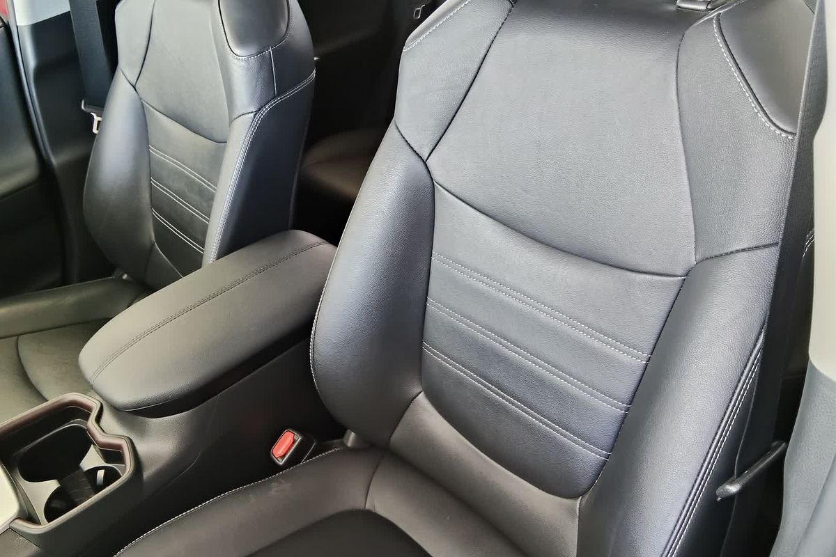 2021 Toyota RAV4 CRUISER (2WD) MXAA52R