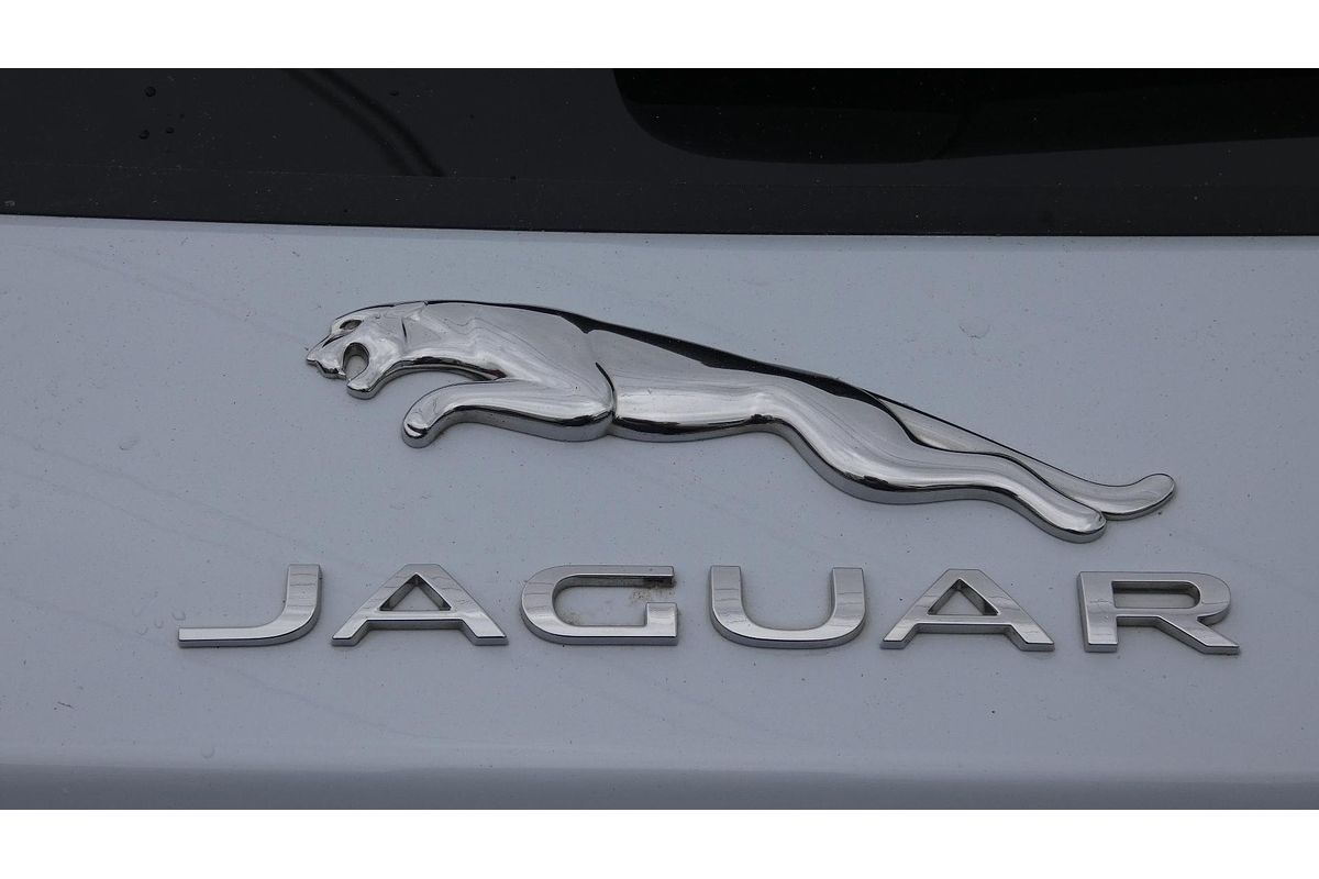 2020 Jaguar E-PACE P250 R-Dynamic S X540