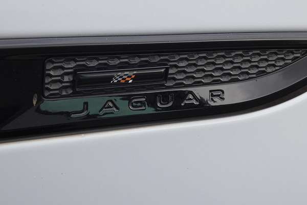 2020 Jaguar E-PACE P250 R-Dynamic S X540