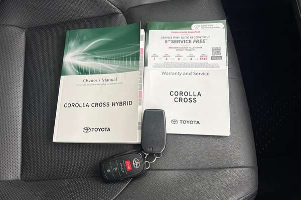 2022 Toyota Corolla Cross Hybrid Corolla Cross HV Atmos 2WD 2.0L Hybrid Auto CVT 5 Door Hatch