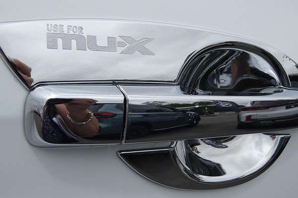 2018 Isuzu MU-X LS-U