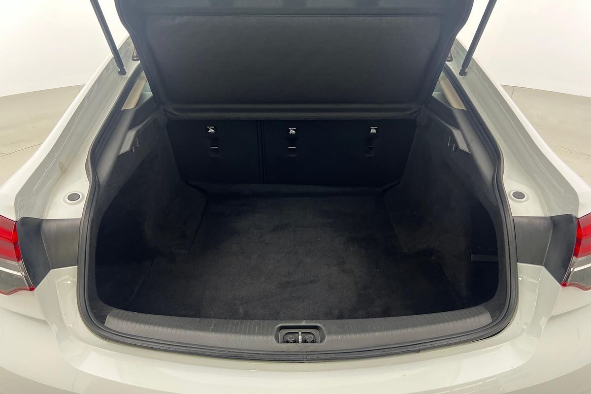 2019 Holden Commodore LT (5YR) ZB