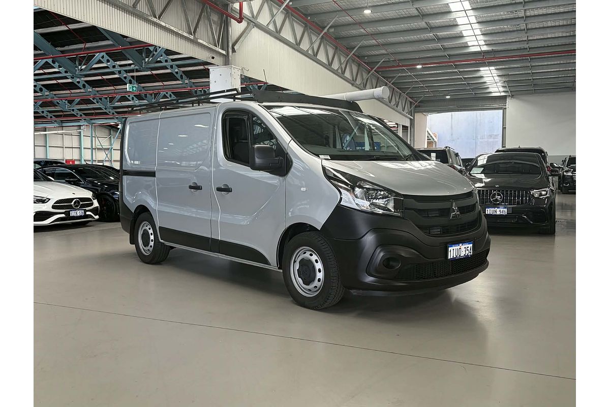 2020 Mitsubishi Express GLX SN LWB